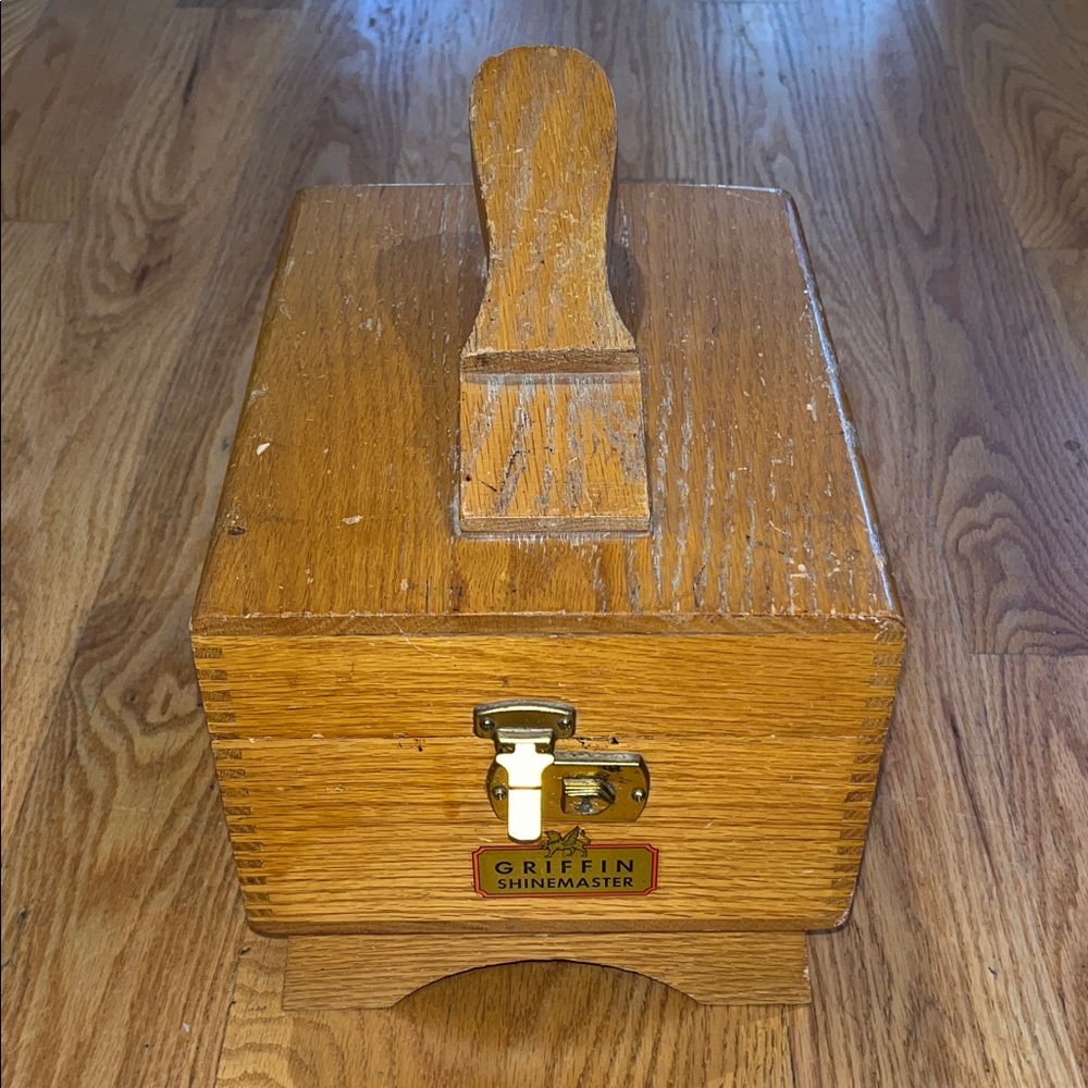 Vintage Griffin Shinemaster Wooden Shoe Shine Box